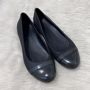 Crocs Black Slip On Neutral Comfy Bellies Patent Cap Toe Ballet Flats